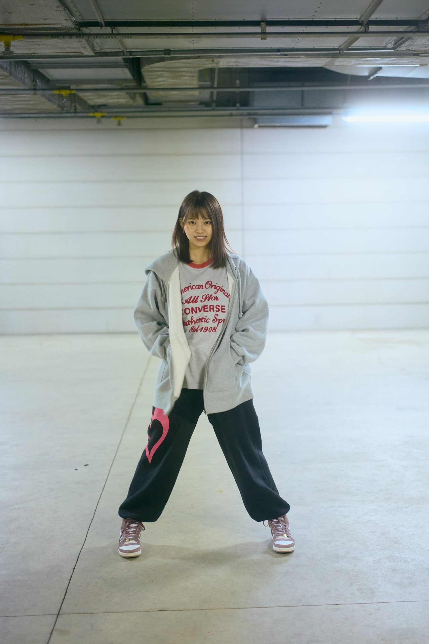 「WHITE SCORPION」デビューまであと50日! 5日間連続私服スナップ企画の4日目はナビ&ニコが登場! | B.L.T.web