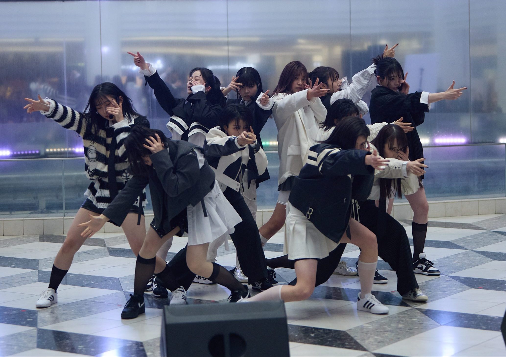 【レア】WHITE SCORPION 眼差しSniper ポスター レア】WHITE SCORPION 眼差しSniper ポスター